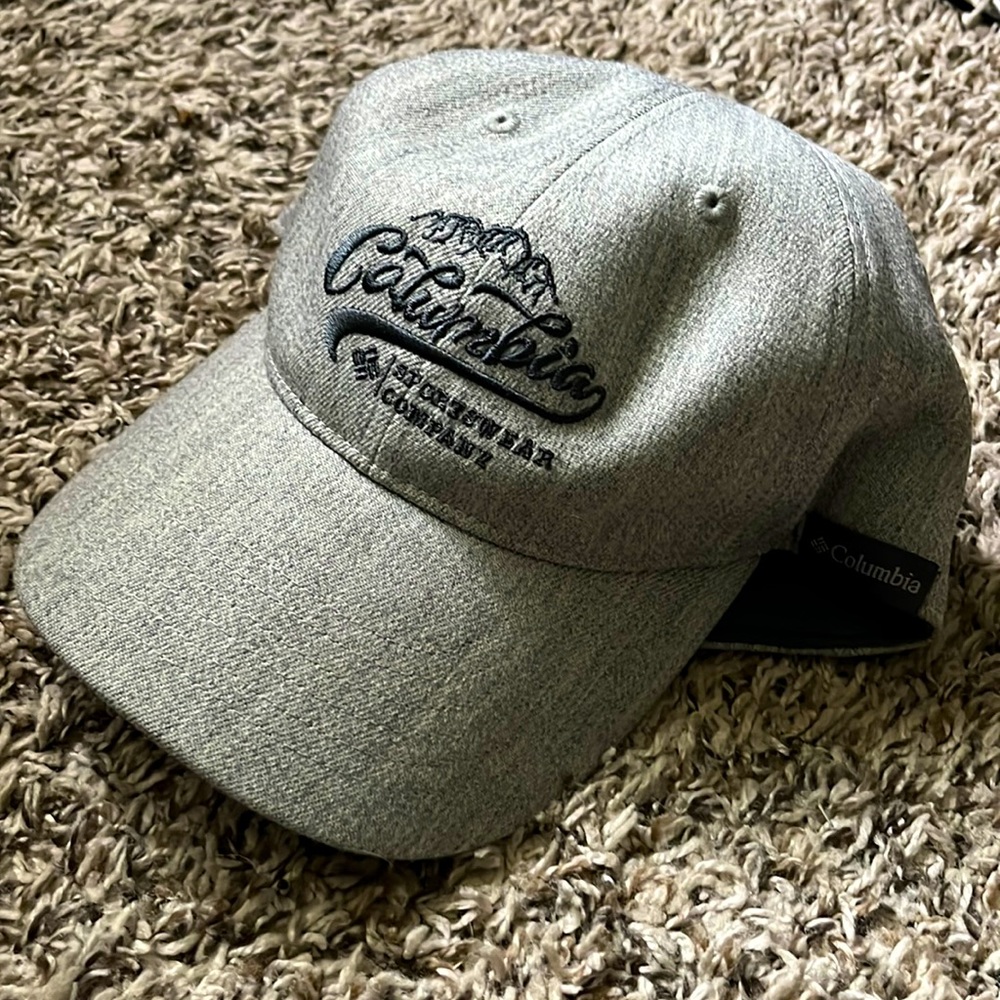 Columbia Sportswear Hat. Adjustable